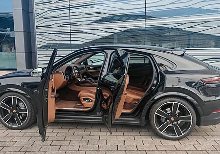 Porsche Cayenne S Coupe|22"|Pano|Approved