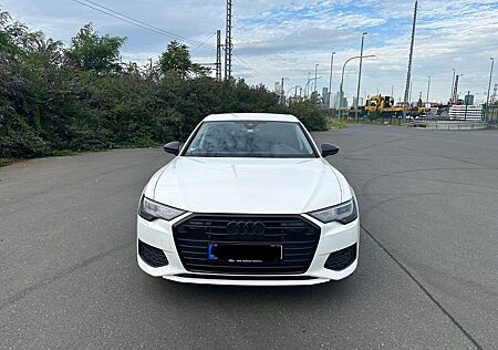 Audi A6 50 TFSI e quattro S tronic -