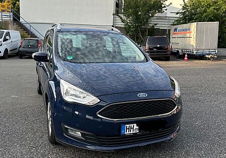 Ford Grand C-Max 1,5TDCi 88kW PowerShift Business...