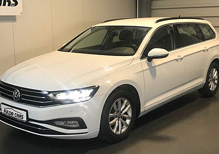 VW Passat Variant Volkswagen 2.0 TDI DSG LED NAVI SPORTS PDC
