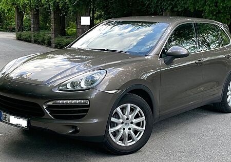 Porsche Cayenne Diesel (Luftfederung, R-Kamera, Navi)