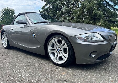 BMW Z4 2.5i Navi/Xenon/T Leder/SHZ/Telefon CD