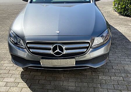 Mercedes-Benz 200