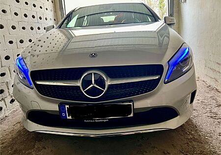 Mercedes-Benz A 200 d DISTRONIC LEDER LED HK