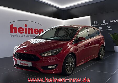 Ford Focus 1.0 ST-Line LED SITZ & LENKRADHEIZUNG