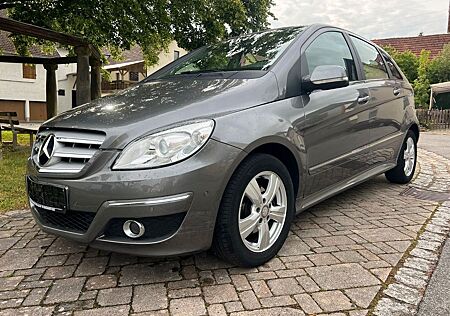 Mercedes-Benz B 180 Autotronic