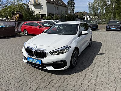 BMW 118i Sport Line Aut Navi LED Kamera PDC Temp TWA