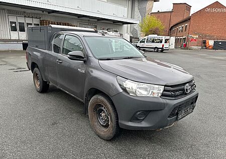 Toyota Hilux Extra Cab Duty 4x4