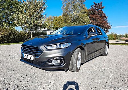 Ford Mondeo 2,0 Eco Titanium 8-fach LED SONY Kamera