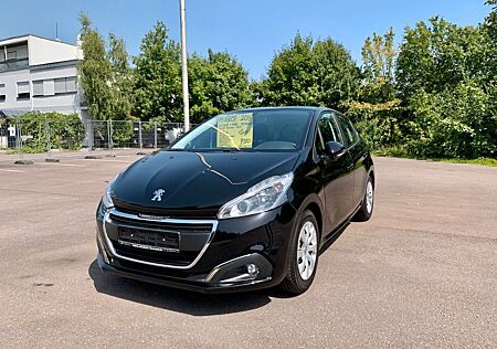 Peugeot 208 PureTech 1. Hand Bj. 2018 82PS 5-Türer Klima