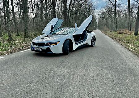 BMW i8 - -Urgent Sale!