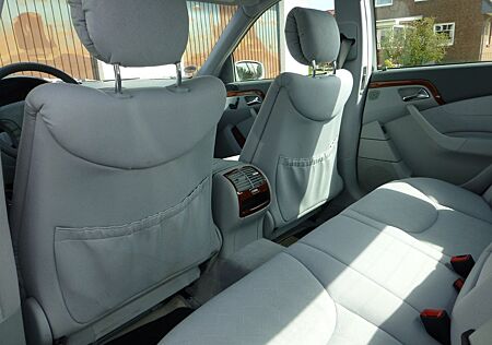 Mercedes-Benz S 320 -