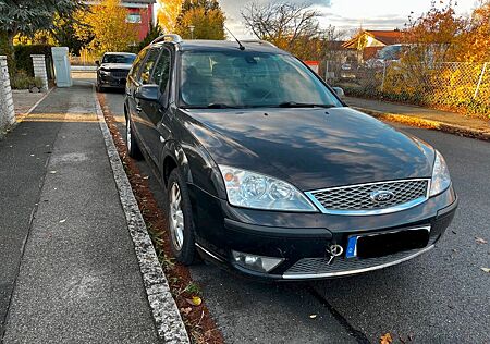 Ford Mondeo 1,8 92 kW Ghia