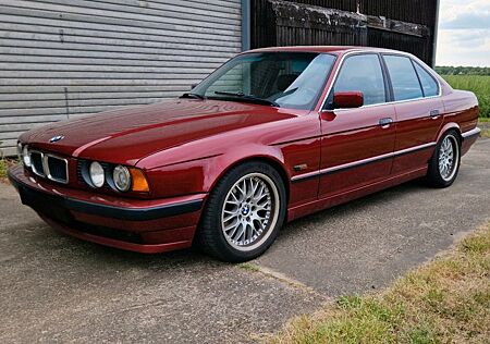 BMW 525i Limo