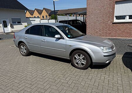 Ford Mondeo 1.8 92 kW Futura Futura