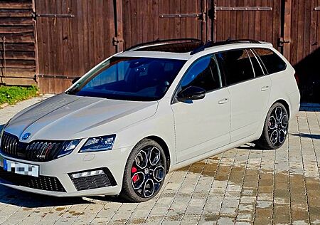 Skoda Octavia 2.0 TDI DSG 4x4 RS60