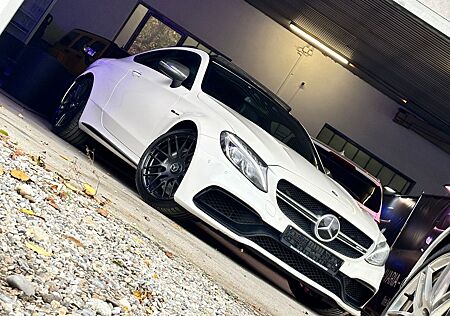 Mercedes-Benz C 63 AMG gebraucht kaufen Mercedes-Benz C 63 AMG *COUPE* ( CARBON ) * BRABUS 600PS *