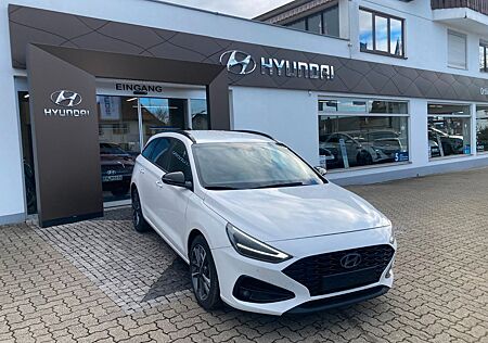 Hyundai i30 Kombi CW 1.0 T-GDI Advantage DCT Plus-Paket