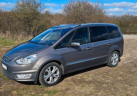 Ford Galaxy 2,0 EcoBoost Titanium PowerShift