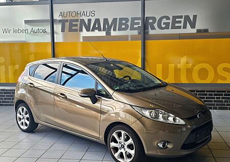 Ford Fiesta Titanium SHZ USB frischer TÜV