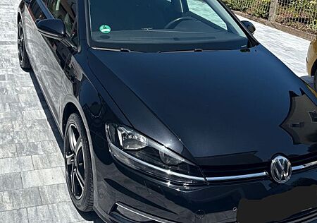 VW Golf Volkswagen 1.0 TSI JOIN