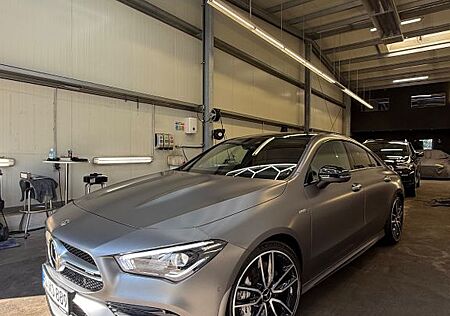 Mercedes-Benz CLA 35 AMG Mercedes-AMG CLA 35 4MATIC DCT Me...