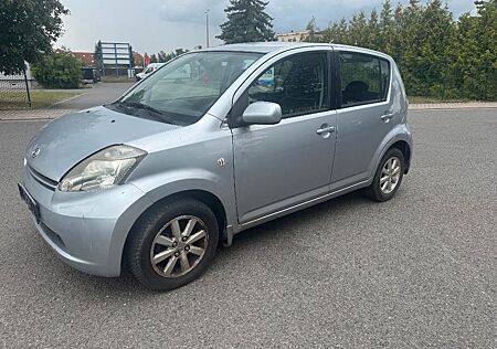 Daihatsu Sirion S Automatik 4x4