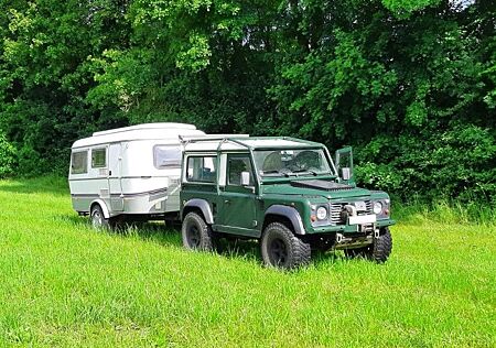 Land Rover Defender 90 SW -