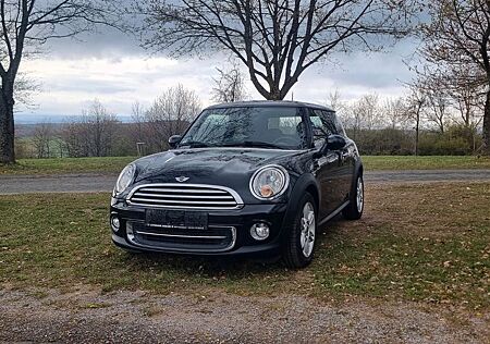 Mini Cooper 122PS*PANO*SHZ*LEDER*Xenon*TÜV 04/28