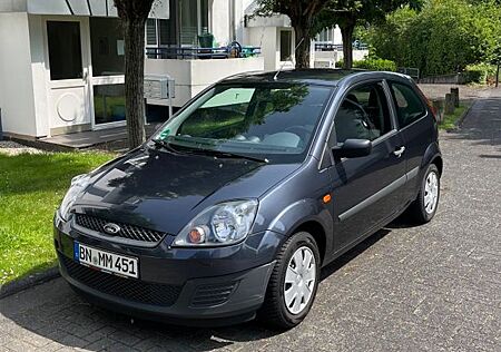 Ford Fiesta 1.3 Ambiente - Rentnerfahrzeug