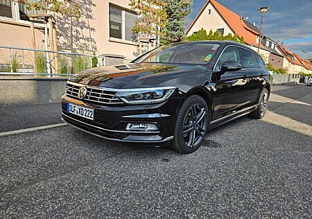 VW Passat Variant Volkswagen 2.0 TDI DSG R Line Highline Vari