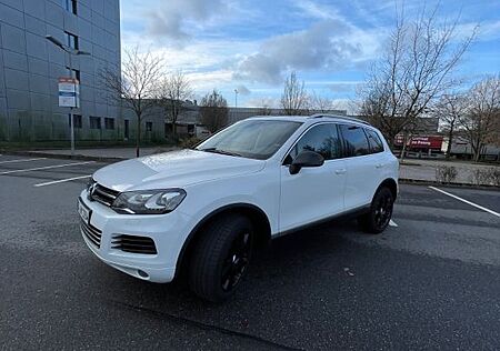 VW Touareg Volkswagen 3.0 V6 TDI Tiptronic BlueMotion Tech...