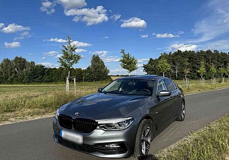 BMW 540i xDrive A - G30