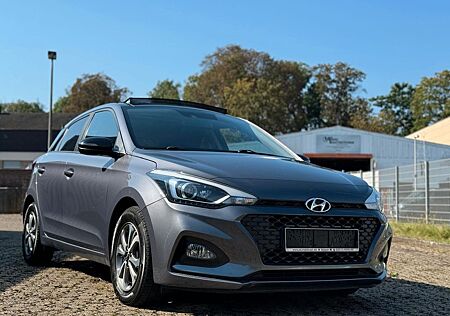 Hyundai i20 PANORAMADACH GARANTIE LED PDC GEPFL.ZUSTAND