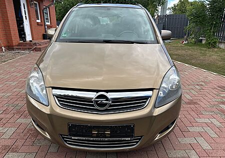 Opel Zafira 1.7 CDTI ecoFLEX 81kW Family Plus Fam...