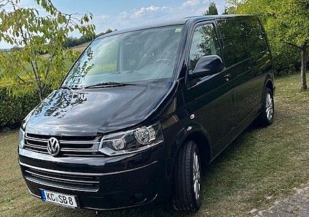 VW T5 Caravelle Volkswagen Sehr schöne Bus mit Allrad, DSG