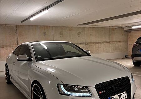 Audi RS5 4.2 FSI S tronic quattro