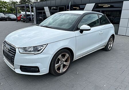 Audi A1 sport 1.0 TFSI/S TRONIC/NAVI/SHZ