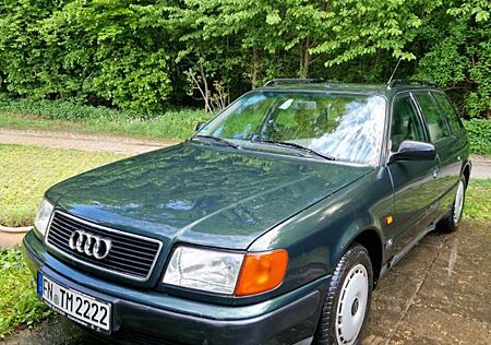 Audi 100