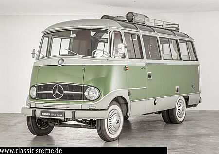 Mercedes-Benz O 319 Camper ExecutiveCoach MatchingNumbers