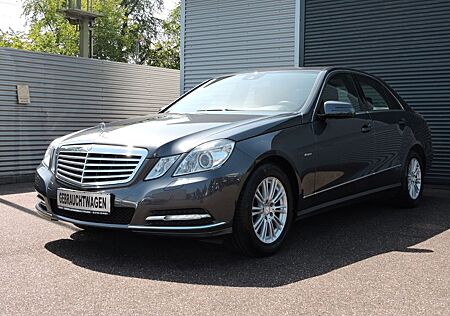 Mercedes-Benz E 200 CGI BE 7G-Tronic Elegance NAVI AHK HU neu