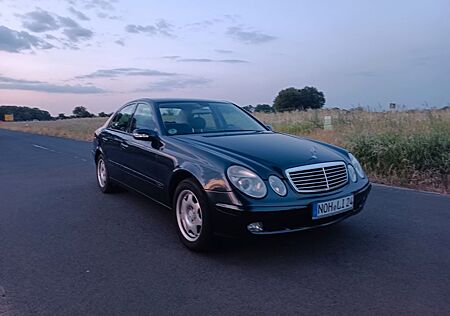 Mercedes-Benz E 200 CDI CLASSIC Classic