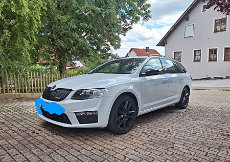 Skoda Octavia 2.0 TDI DSG 4x4 RS Combi RS