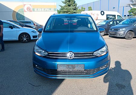 VW Touran Volkswagen Highline BMT/Start-Stopp