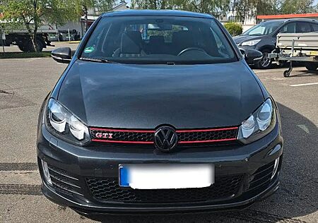 VW Golf Volkswagen 2.0 TSI GTI GTI