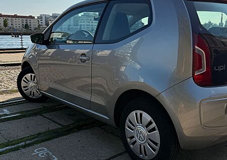 VW Up Volkswagen move EZ 07.2013