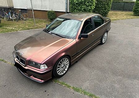 BMW 316i e36