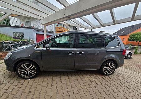 VW Sharan Volkswagen 2.0 TDI SCR 130kW DSG Highline Highline