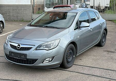 Opel Astra J Lim. 5-trg. Sport