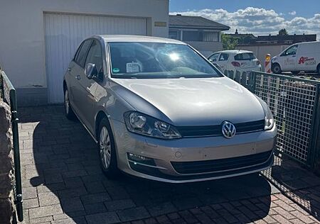VW Golf Volkswagen 1.6 TDI BMT Comfortline Comfortline